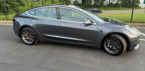Tesla Model 3 2018