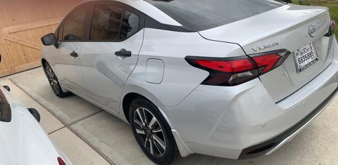 Nissan Versa 2024