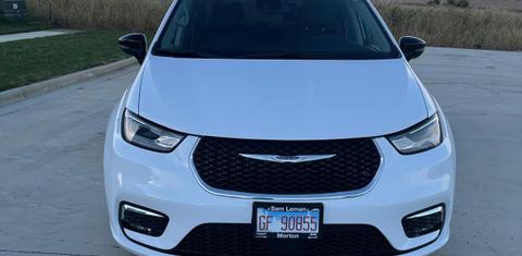 Chrysler Pacifica 2024