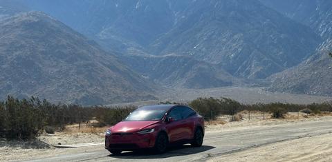 Tesla Model X 2022