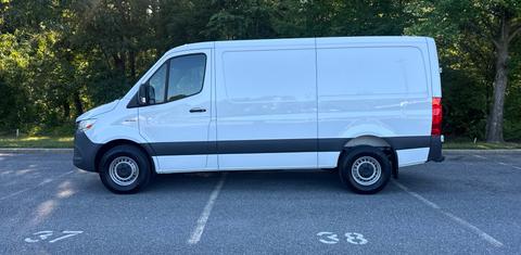 Mercedes-Benz eSprinter Cargo 2025