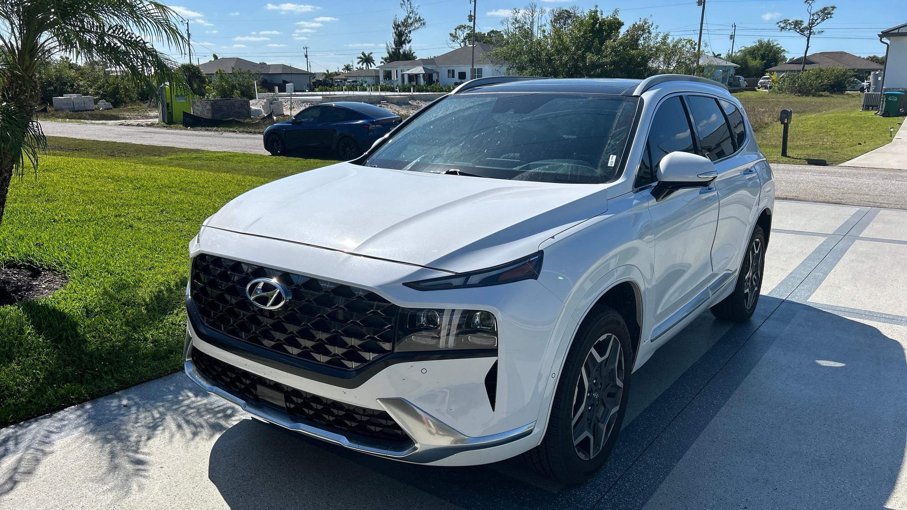 Hyundai Santa Fe 2021 in Rotonda West, FL
