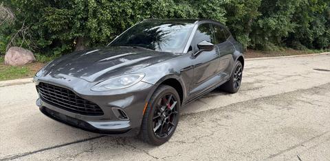 Aston Martin DBX 2021