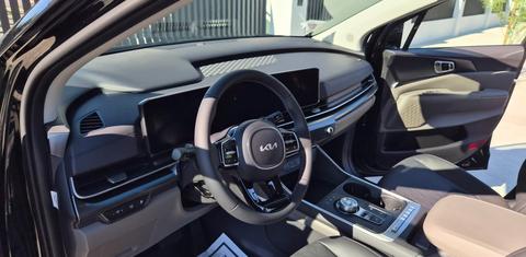 Kia Carnival Hybrid 2026