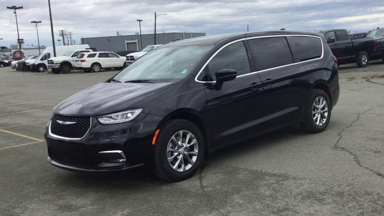 Chrysler Pacifica 2026 in Las Vegas, NV