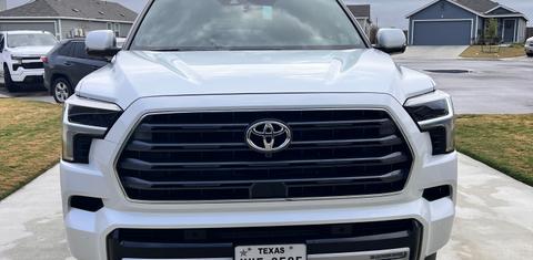 Toyota Sequoia 2026