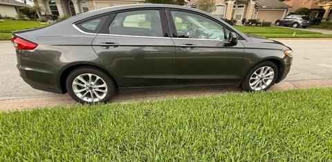 Ford Fusion Hybrid 2020