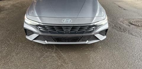 Hyundai Elantra 2025