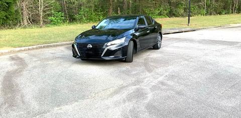 Nissan Altima 2025
