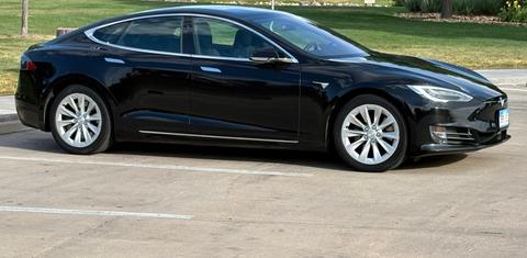 Tesla Model S 2018