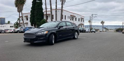 Ford Fusion Hybrid 2014
