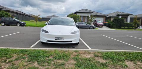 Tesla MODEL 3 2023