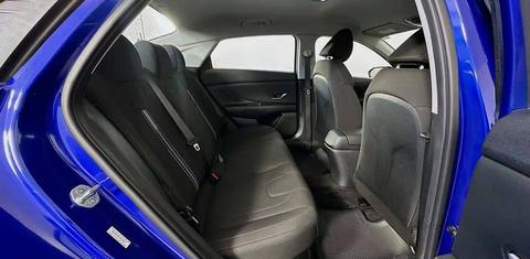 Hyundai Elantra Hybrid 2023