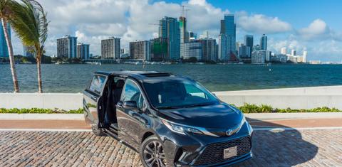 Toyota Sienna 2024