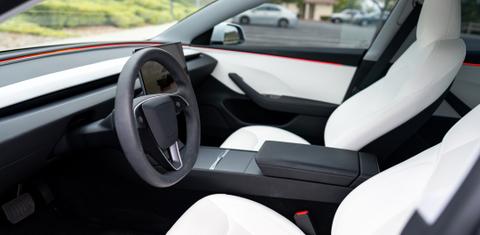 Tesla Model 3 2025