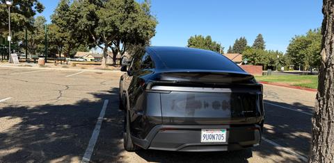 Tesla Model Y 2026