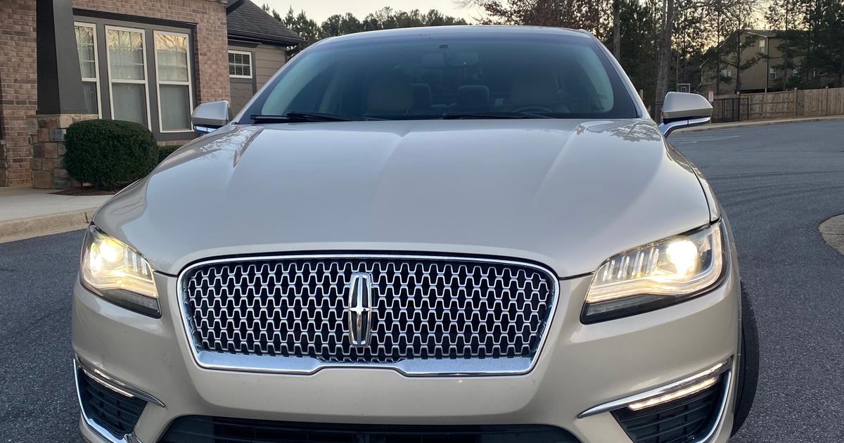 Lincoln MKZ 2017 rental in Powder Springs, GA by Elroy T. Turo