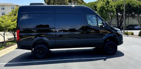 Mercedes-Benz Sprinter 2024
