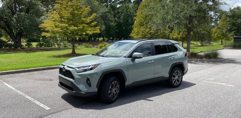 Toyota RAV4 Hybrid 2023