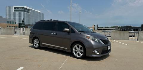 Toyota Sienna 2013