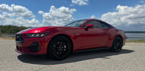 Ford Mustang 2024