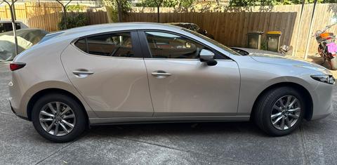 Mazda MAZDA3 2025