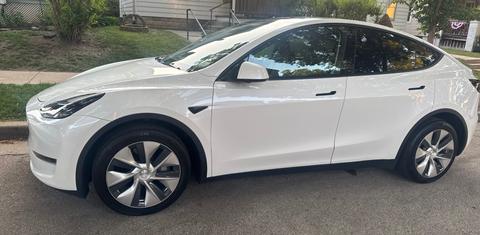 Tesla Model Y 2023
