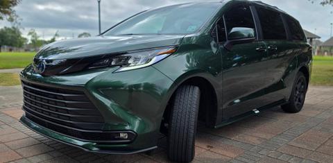 Toyota Sienna 2025
