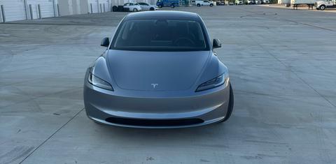 Tesla Model 3 2025