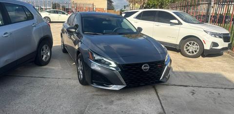 Nissan Altima 2025