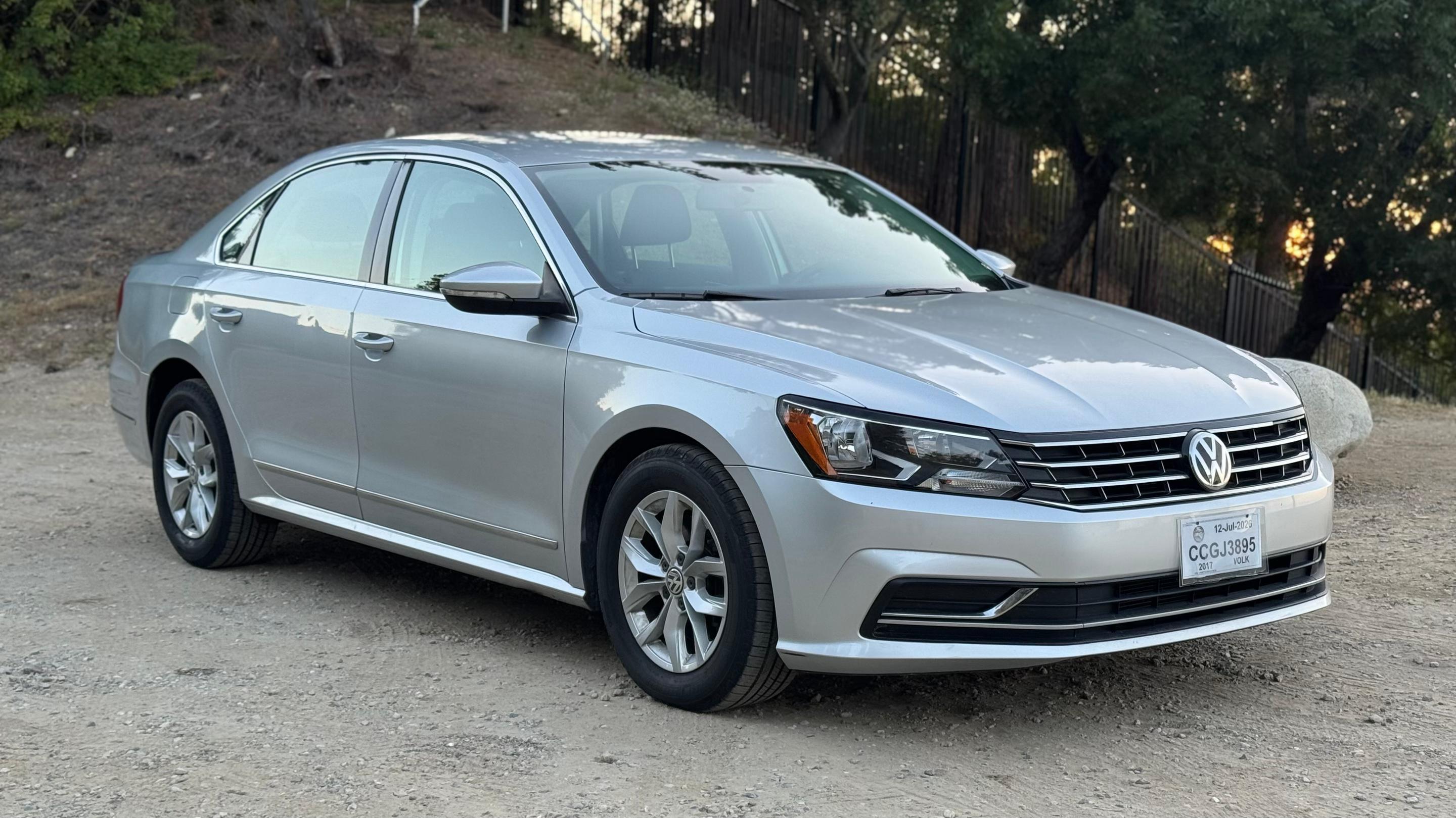 Volkswagen Passat 2017 in 