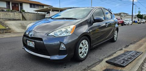 Toyota Prius c 2013