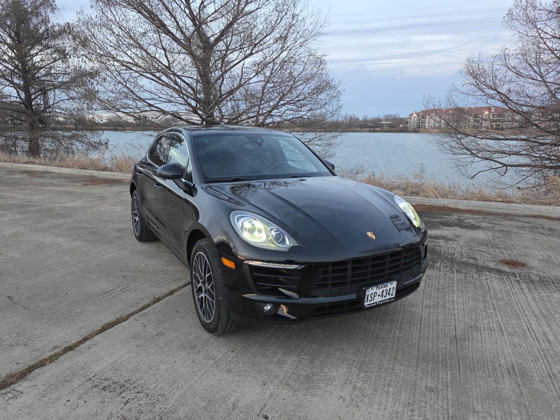 Porsche Macan 2017 in Lewisville, TX