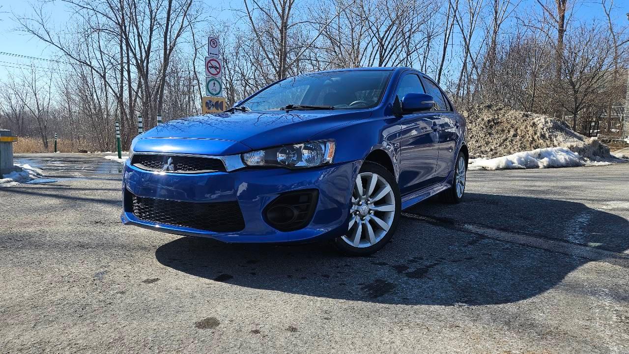 Mitsubishi Lancer 2016 à 