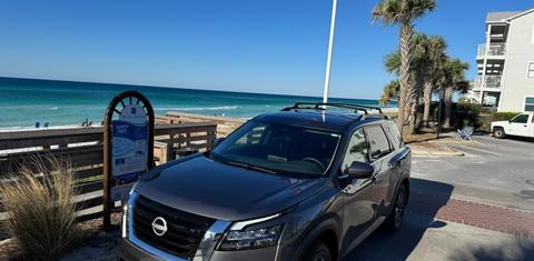 Nissan Pathfinder 2025