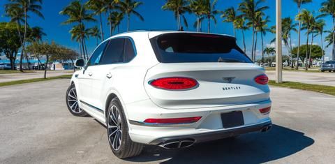 Bentley Bentayga 2023