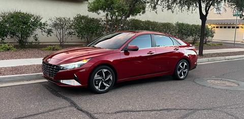 Hyundai Elantra Hybrid 2023