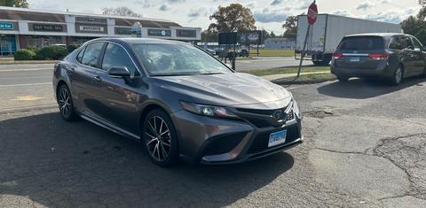 Toyota Camry Hybrid 2023
