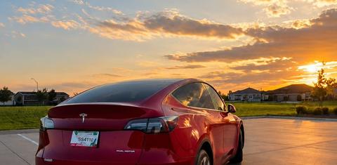 Tesla Model Y 2021