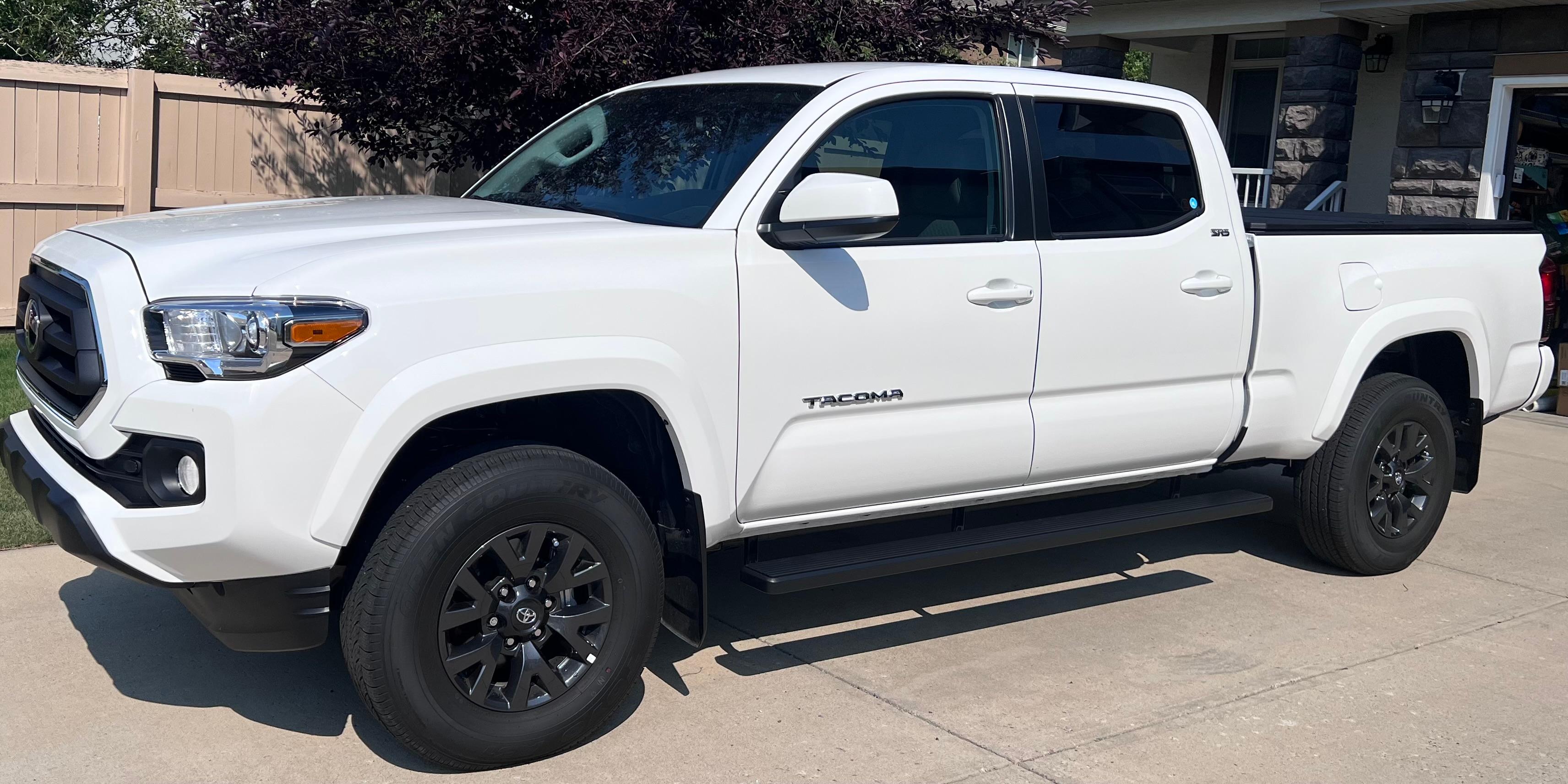 Toyota Tacoma 2023 à Calgary, AB