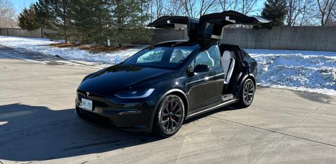 Tesla Model X 2025