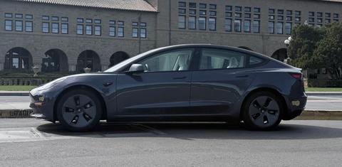 Tesla Model 3 2022