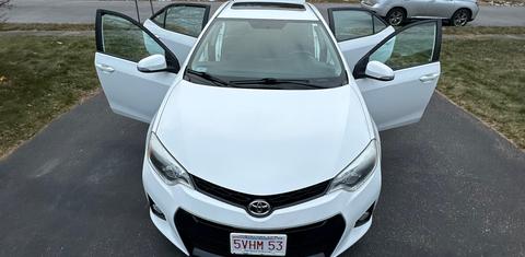 Toyota Corolla 2015