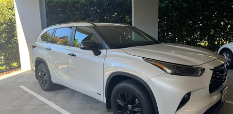 Toyota Highlander Hybrid 2025