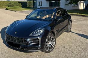 Porsche Macan car