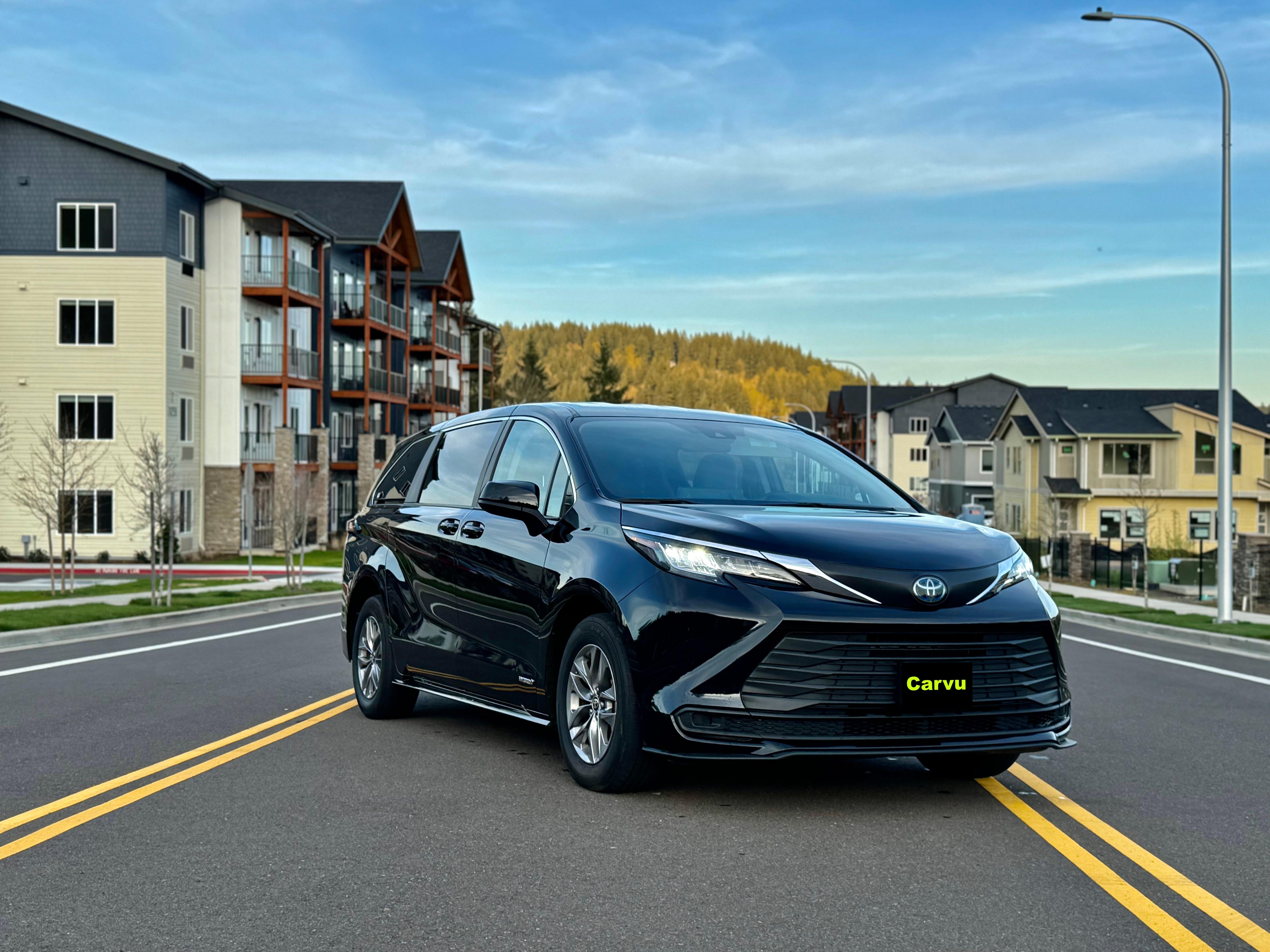 Toyota Sienna 2021 in Portland, OR