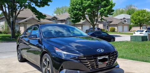 Hyundai Elantra Hybrid 2023
