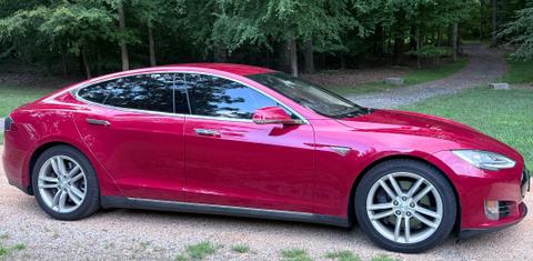 Tesla Model S 2015