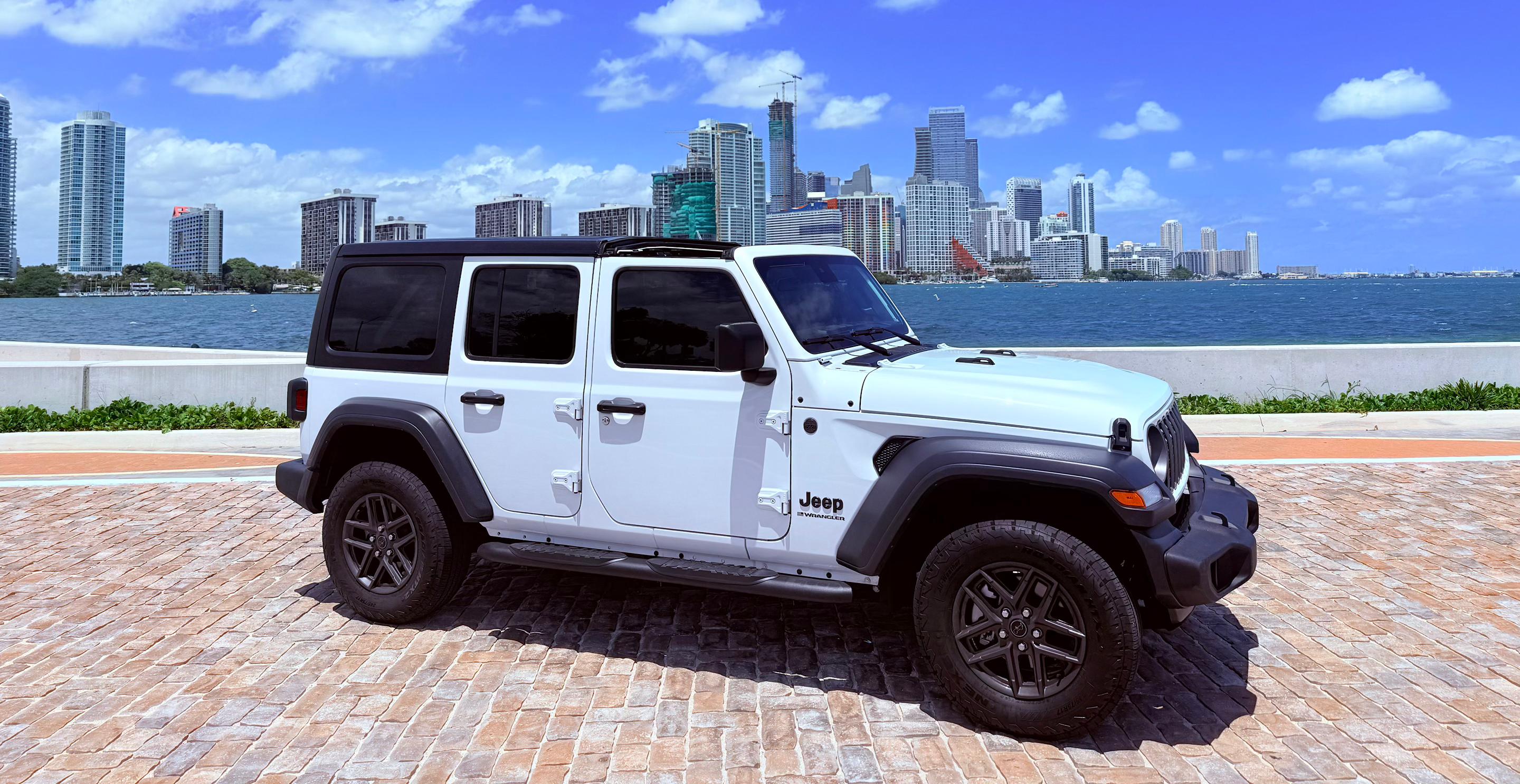 Jeep Wrangler 2025 in Miami, FL