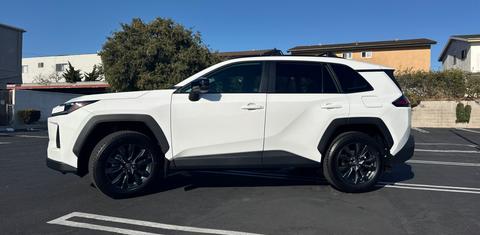 Toyota RAV4 Hybrid 2026
